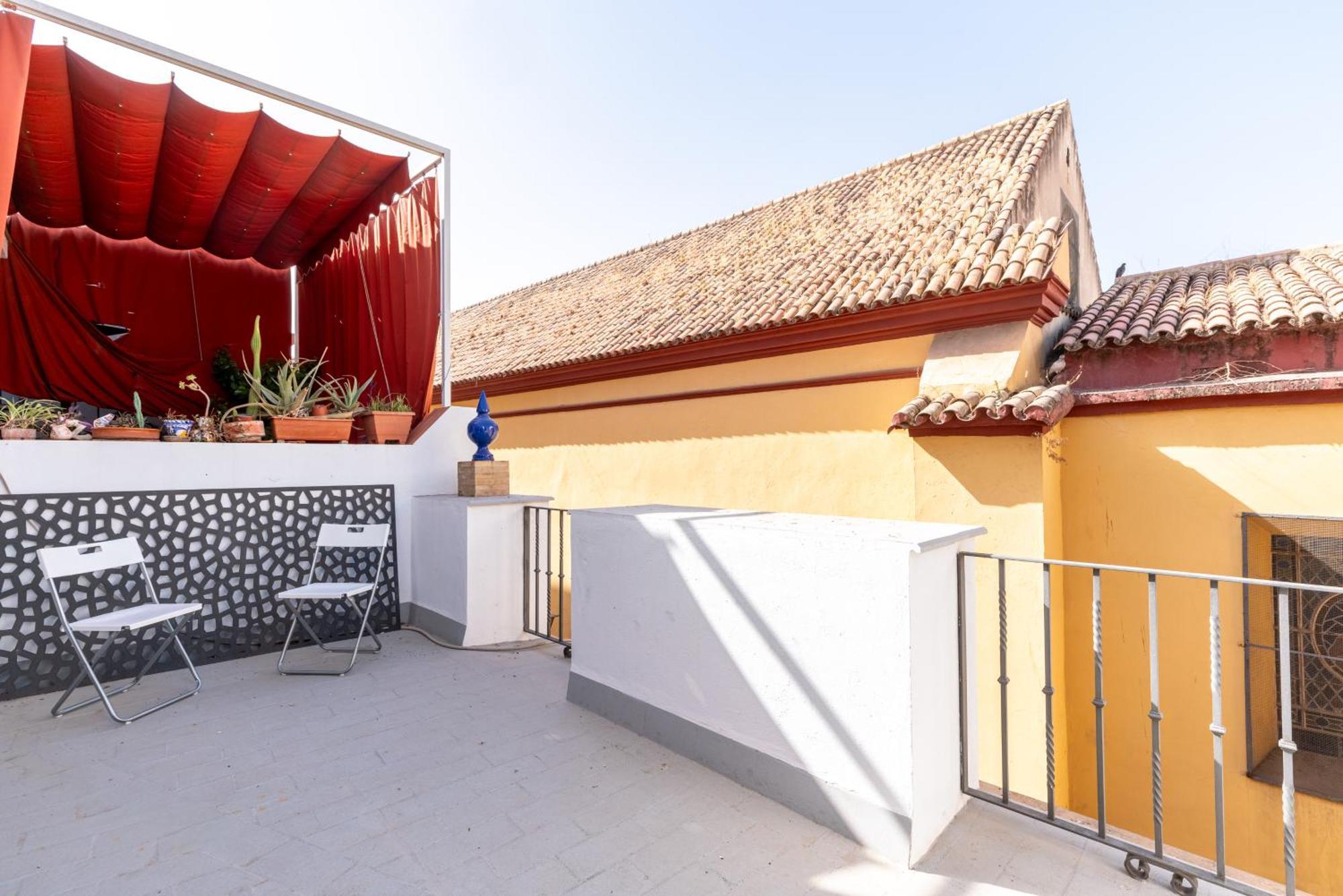 House Sevillana Parking Luaran gambar