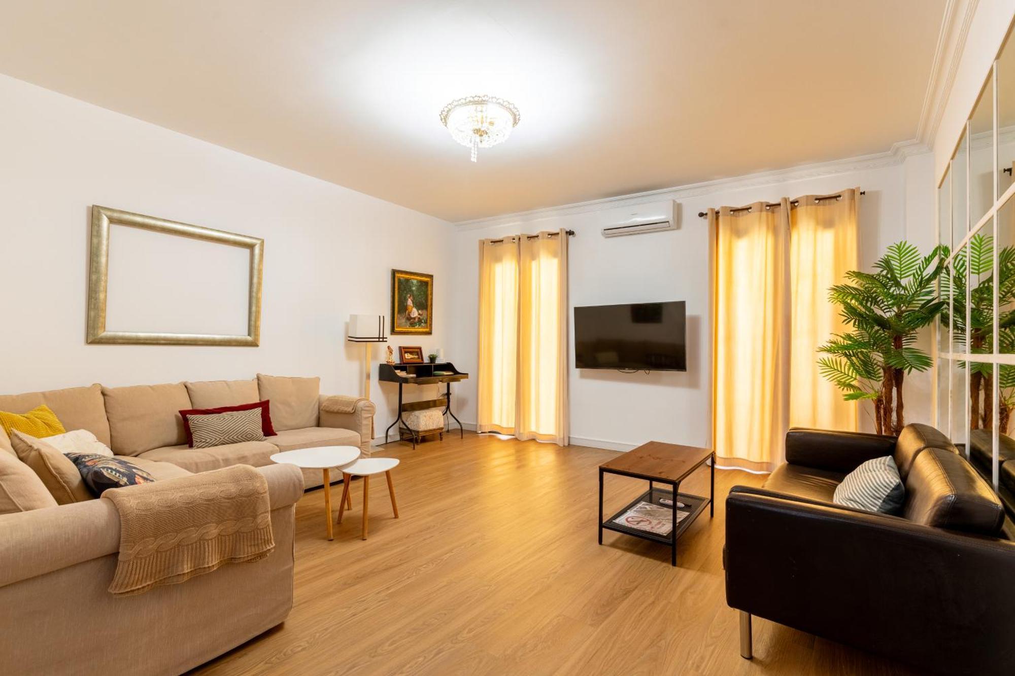 House Sevillana Parking Luaran gambar