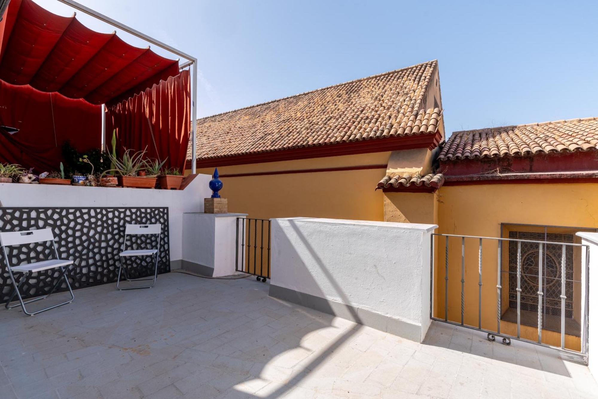 House Sevillana Parking Luaran gambar