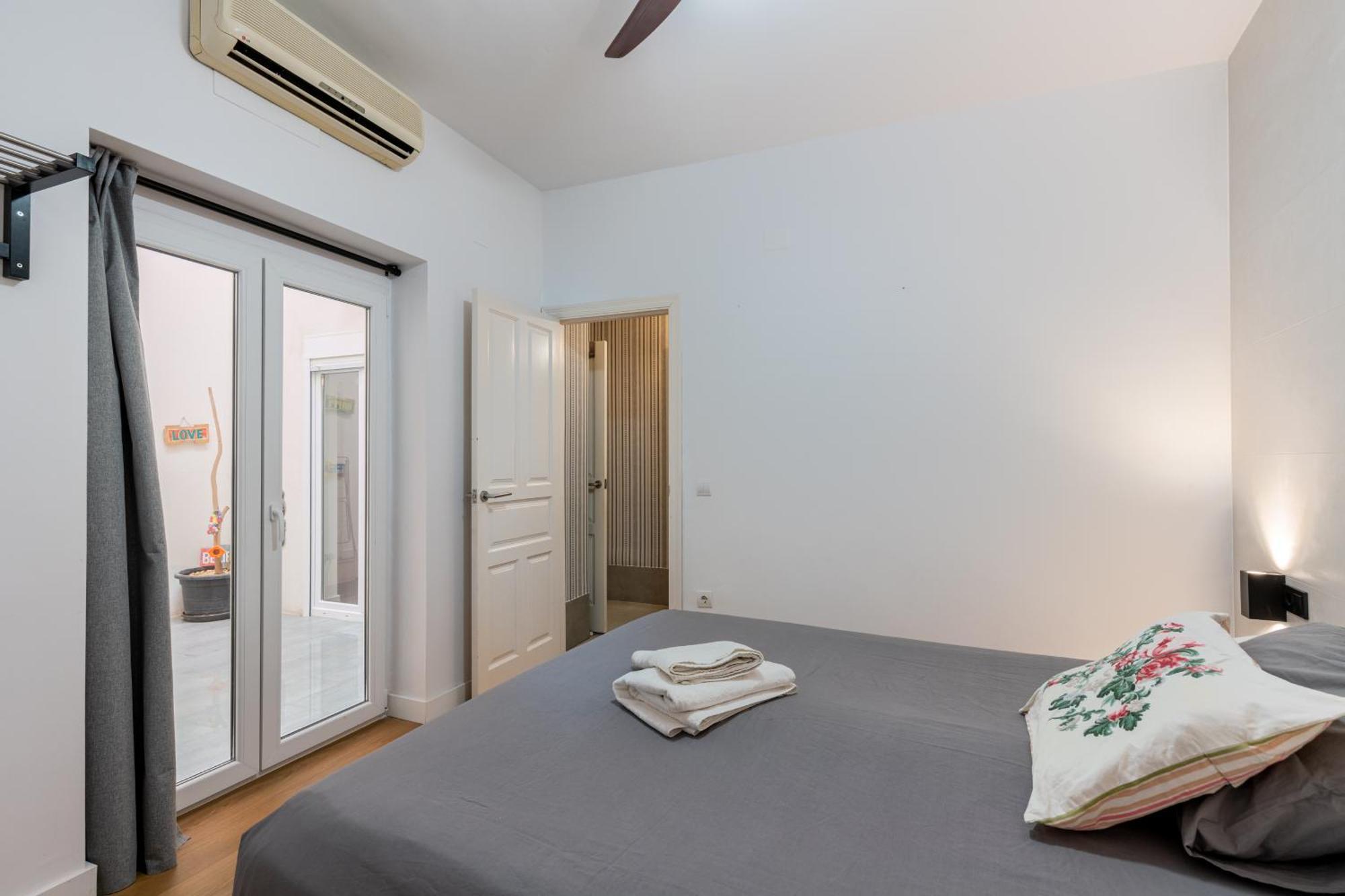 House Sevillana Parking Luaran gambar