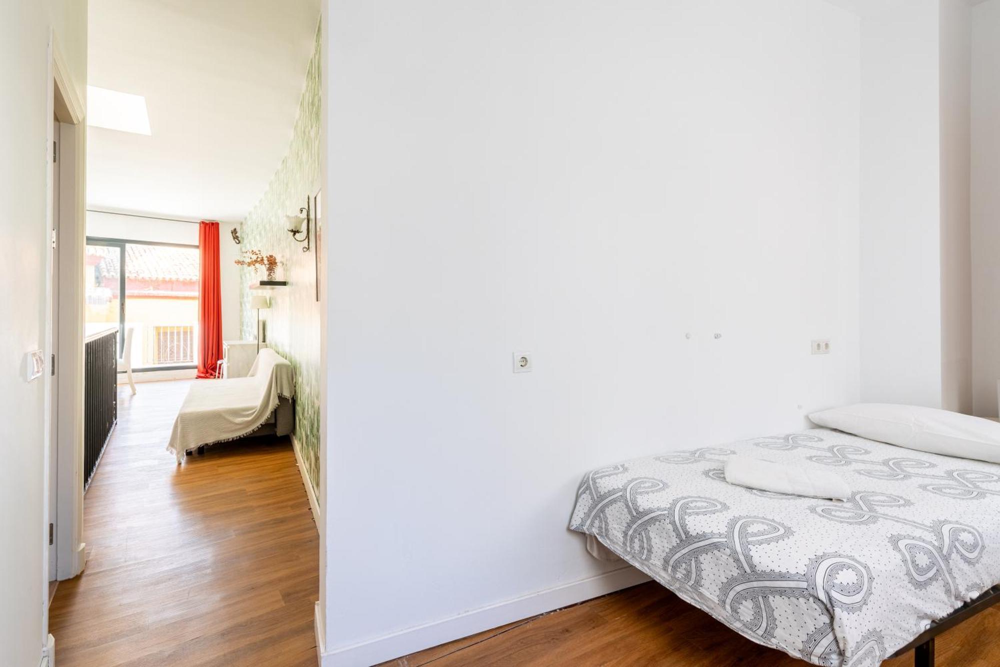 House Sevillana Parking Luaran gambar