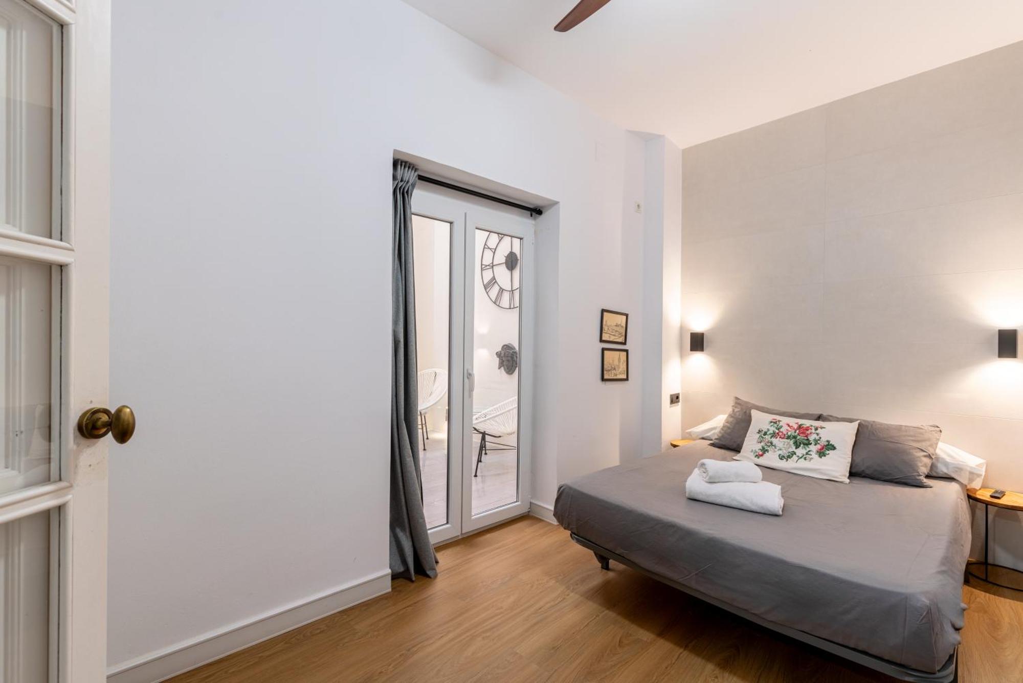 House Sevillana Parking Luaran gambar
